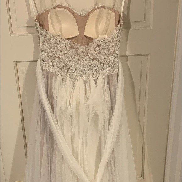Wedding Dress - Picture 2 of 6